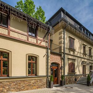 Hotel Male Versailles